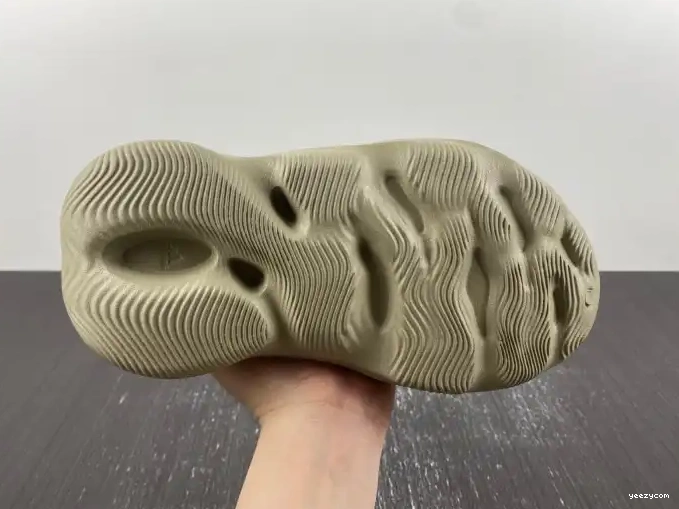 GV6840 Salt Foam RNR Adidas Stone Yeezy 0516